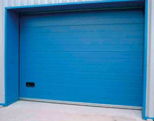 Puertas de garaje seccionales con aislamiento de color personalizado Puerta de arriba comercial