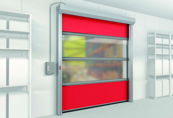 Puertas de seguridad modernas con resistencia a las intemperie Instalación y seguridad fáciles Características de PVC colorido e invernadero