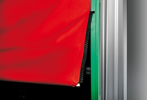 Puerta de persiana rápida de PVC impermeable Alta velocidad 35 a 65 grados Celsius China Taller limpio Tejidos de PVC Puerta de rodadura rápida