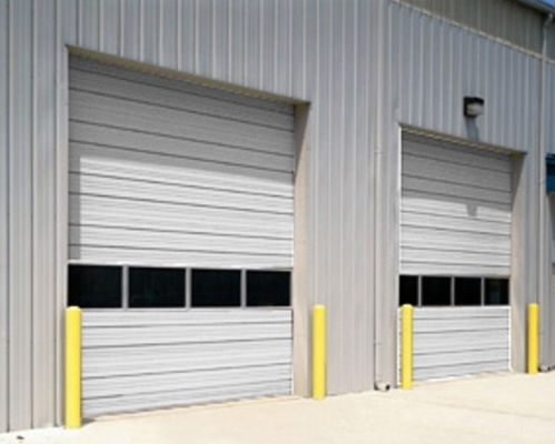 El metal aisló la vertical de desplazamiento de arriba del rodillo de las puertas seccionales que levantaba para Warehouse