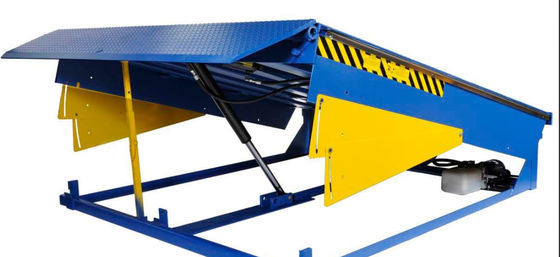 Carga automática 8000KG Nivelador de muelle de carga integrado hidráulico estacionario