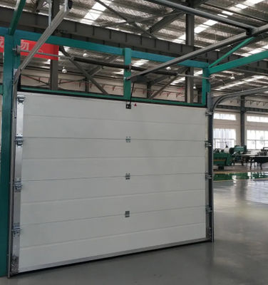 50 mm-80 mm de espesor panel aislado seccional de la puerta de garaje de contorno