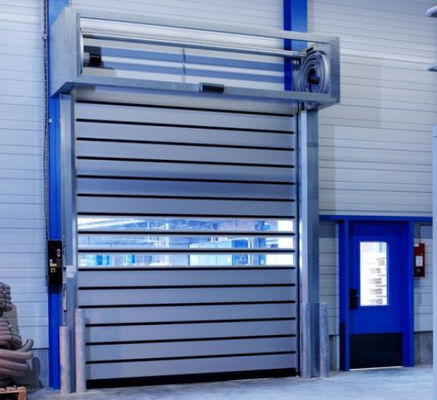 Puerta de rodillo rápida aislada de acero de alta resistencia manual/automática