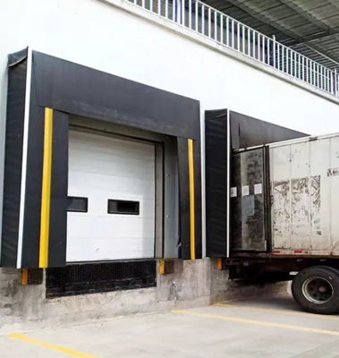 Casas de acoplamiento de embarque industrial con durabilidad Bajo mantenimiento Tejido resistente al desgaste Casas mecánicas retráctiles