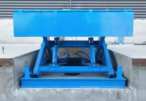 Nivelador de muelle de carga de seguridad personalizable con controles de botones de empuje y barreras de seguridad
