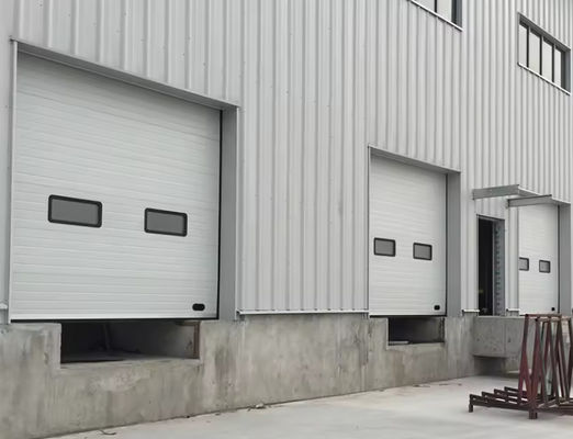 Puertas seccionales aisladas de espuma de poliuretano blanco con umbral de aluminio