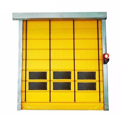 Puerta de rodillo rápida de seguridad avanzada con aislamiento térmico y diseño a prueba de intemperie Puerta de cremallera moderna