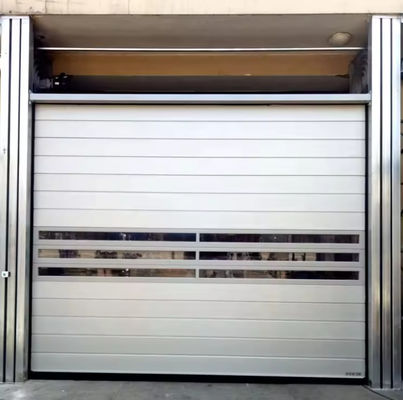 Puerta espiral de velocidad con 0,8 m/s de apertura de 0,75 kW de potencia del motor Sistema de seguridad del sensor fotoeléctrico
