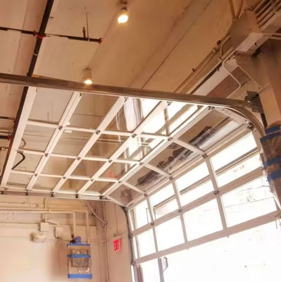 Puerta seccional de aluminio recubierta en polvo con doble acristalamiento Excelente aislamiento Venta directa Puerta seccional