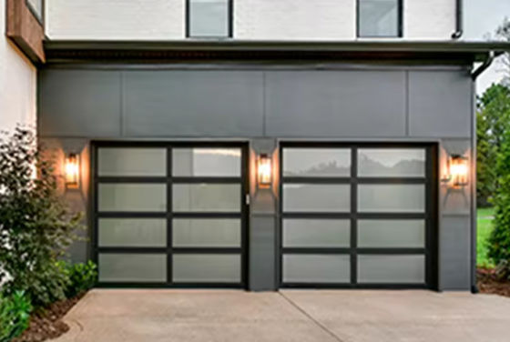 Puerta seccional de aluminio recubierta en polvo moderna con seguridad manual o operación automática