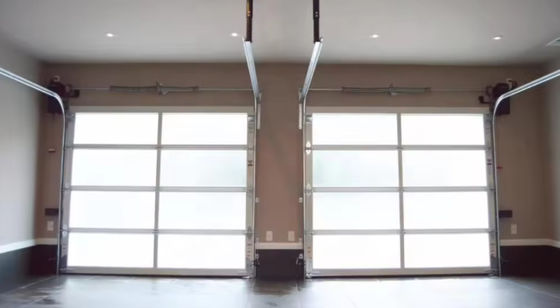 Puerta de garaje seccional de aleación de aluminio impermeable con paneles de vidrio Precio de fábrica Aluminio sin marco