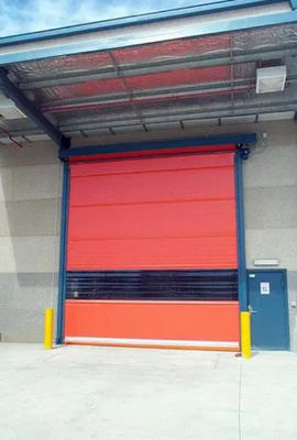 Puertas de rodillo rápidas motorizadas para almacenes de alta seguridad