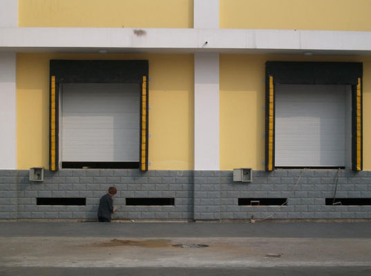 Fácil de instalar Refugio de puente inflable industrial rectangular con excelente resistencia a las condiciones climáticas