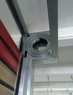 Eficiencia de seguridad de la puerta espiral de alta velocidad transparente de aluminio
