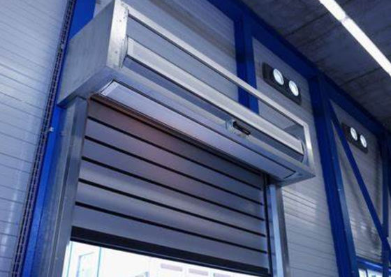 Exterior rápido de aluminio de acción rápida de alta velocidad 380V 50hz Control remoto industrial Velocidad de apertura 0,8m/s