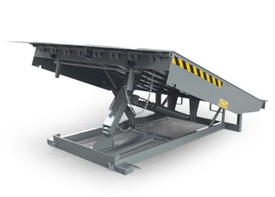 Control de botones de empuje Niveladores de puertas de muelle Taller Placa de muelle automática con longitud de labio personalizable 25000-40000LBS Diseño seguro