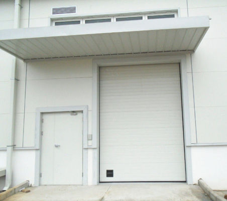 Puerta de garaje seccional de 50 mm-80 mm de espesor aislada Puerta de garaje seccional para centros comerciales y comerciales