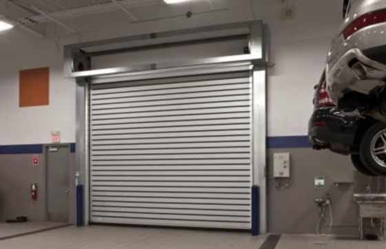 Puerta espiral exterior de alta velocidad industrial enrollable aislada de aluminio personalizada de alta calidad Seguridad y eficiencia para sus requisitos específicos