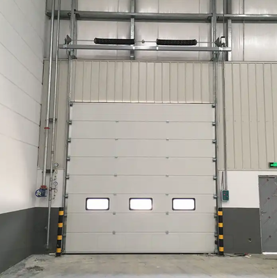 Tiempo Blanco Sándwich sellado Poliuretano Madera Puerta seccional de garaje paneles de aislamiento de puertas superiores Puertas de estación de bomberos Puertas de acero automático moldeado