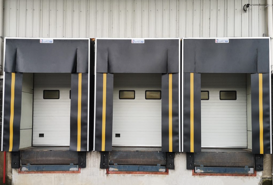 Sistema de carga ajustable para muelle de carga de acero galvanizado, solución duradera para áreas de carga de almacenes