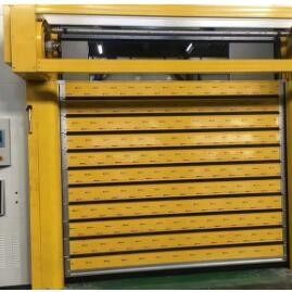Panel industrial de alta velocidad de la puerta espiral Sandwich 70mm Con liberación manual de alta calidad de la construcción de aluminio