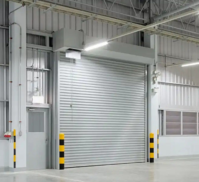 Canal de Parque de Logística Control PLC usado Puerta espiral de aluminio de alta velocidad 0,8 m/s Velocidad de apertura Resistencia al viento≤2,0KN/m2
