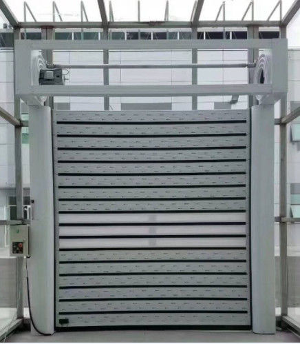 Eficiencia Seguridad Puerta espiral de aluminio transparente de alta velocidad combinada con sensor fotoeléctrico