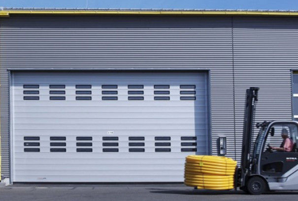 Puertas metálicas de alta velocidad en espiral aislamiento térmico Industrial Roller Shutter Puertas para almacenamiento en frío fábrica