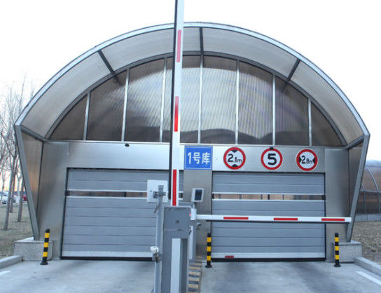 Puerta espiral transparente de aluminio de alta velocidad de seguridad Eficiencia Resistencia al viento ≤2,0KN/m2