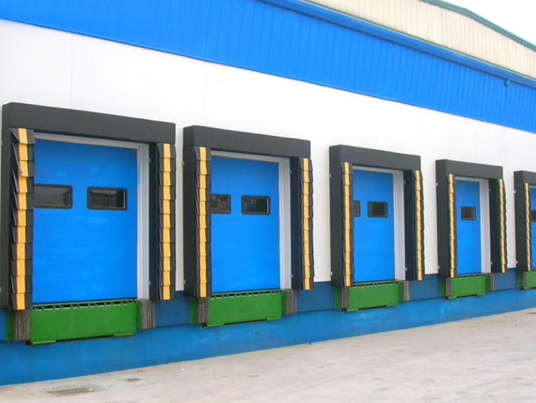 Sistema de carga ajustable industrial de forro de acero galvanizado para camiones de diferentes tamaños
