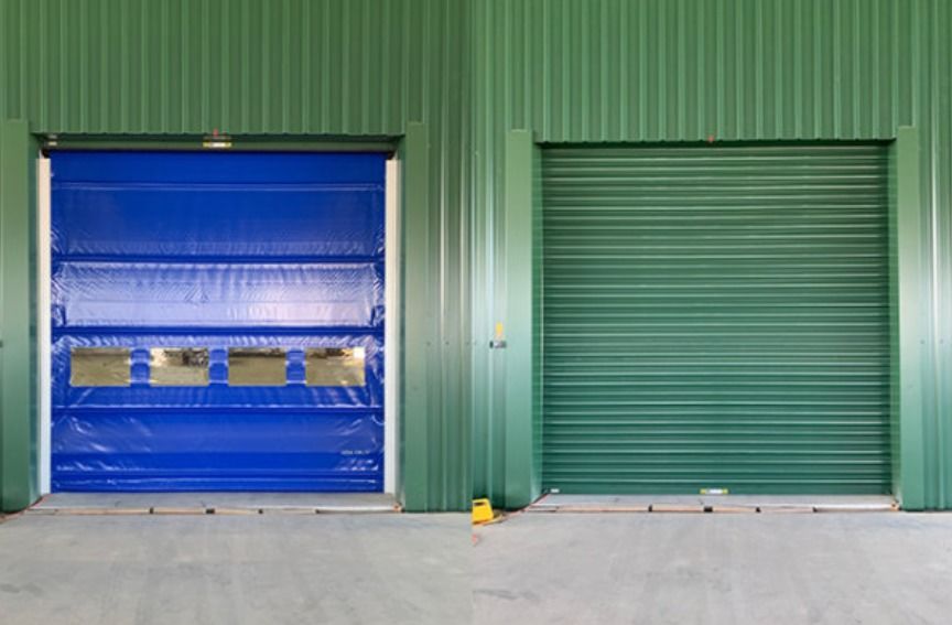 Precio de fábrica Puerta de persiana enrollable de PVC de alta velocidad de operación manual/automática para interiores de almacenes/fábricas industriales rápidos, material de acero inoxidable 304
