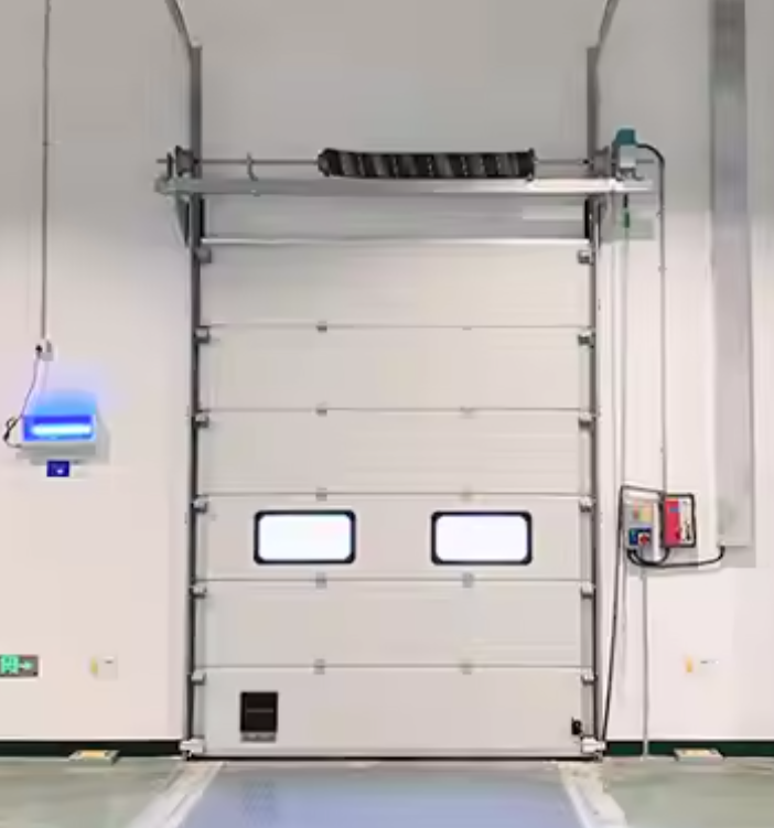 Tiempo Blanco Sándwich sellado Poliuretano Madera Puerta seccional de garaje paneles de aislamiento de puertas superiores Puertas de estación de bomberos Puertas de acero automático moldeado