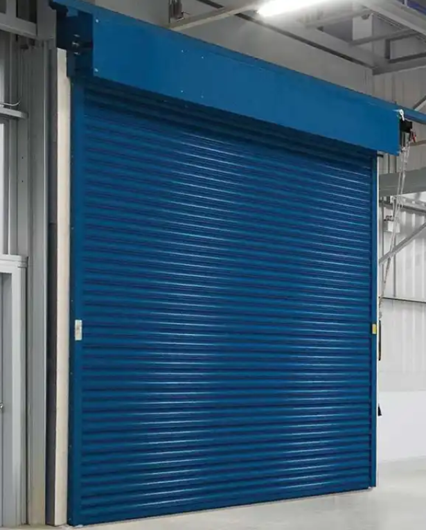 Vida útil ≥ 5 millones de veces Puerta espiral transparente de aluminio de alta velocidad Seguridad Eficiencia Seguridad Eficiencia Personalizada según pedido